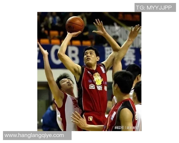 巩晓彬与姚明重聚畅谈篮球发展展望未来合作机遇