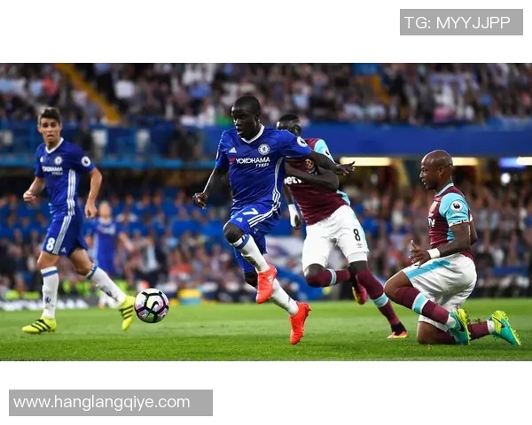 深圳足球队全新盯防战术解析与战绩提升之路探讨